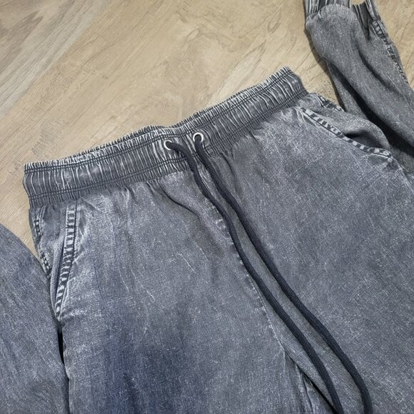 WOMENS SMALL TWIK GREEN CO GREY DISTRESSED LOOK JOGGERS - GUC - Picture 2 of 5